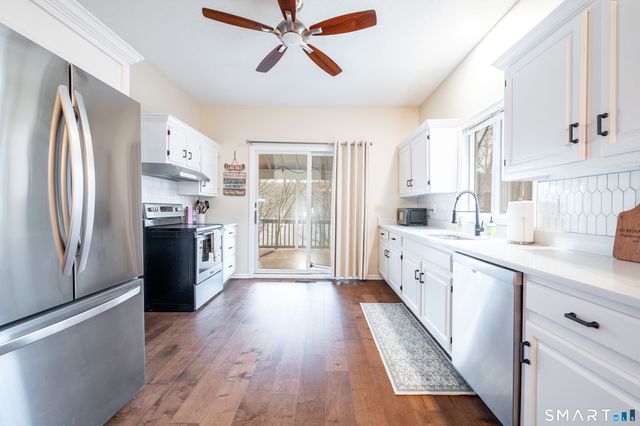 20 Musnug Road, Danbury, CT 06811