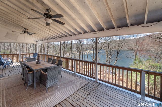20 Musnug Road, Danbury, CT 06811
