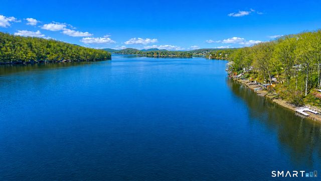20 Musnug Road, Danbury, CT 06811