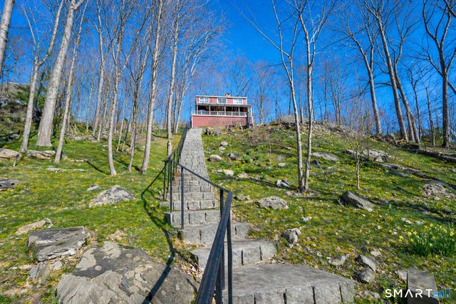 20 Musnug Road, Danbury, CT 06811