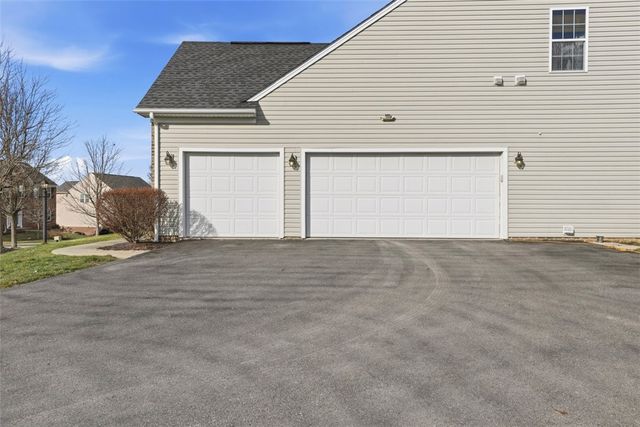 557 Cortland Drive, Peters Twp, PA 15332