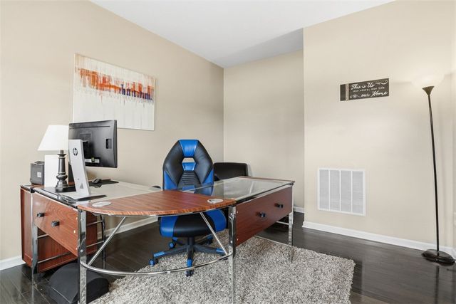 557 Cortland Drive, Peters Twp, PA 15332