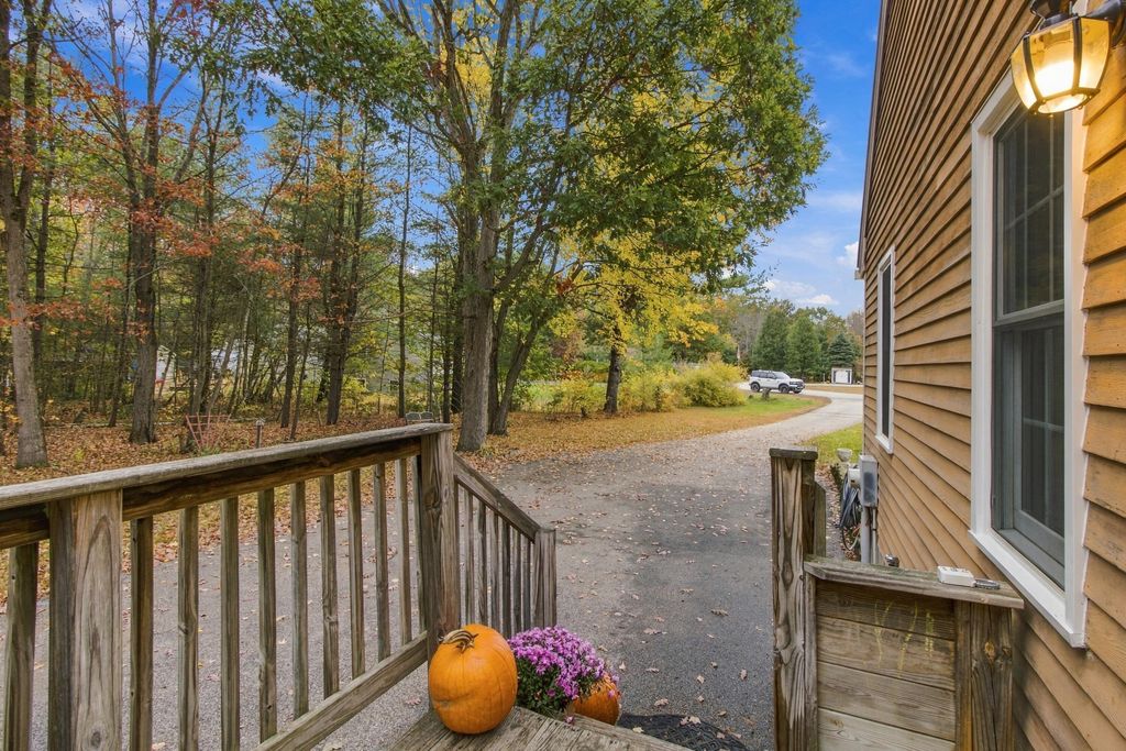 31 Kolbe Drive, Waterboro, ME 04087 — photo 2