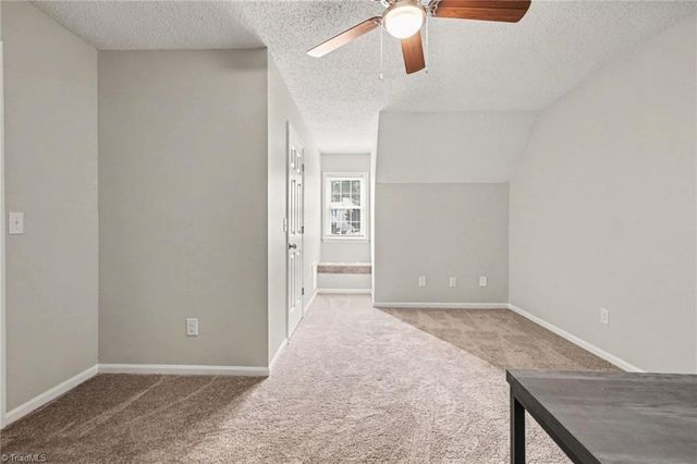 103 Edgedale Court, Kernersville, NC 27284