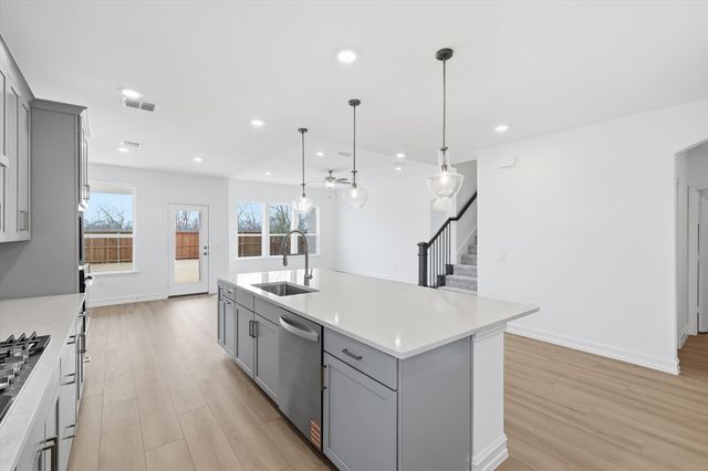 2914 Cliffside Drive, Celina, TX 75009