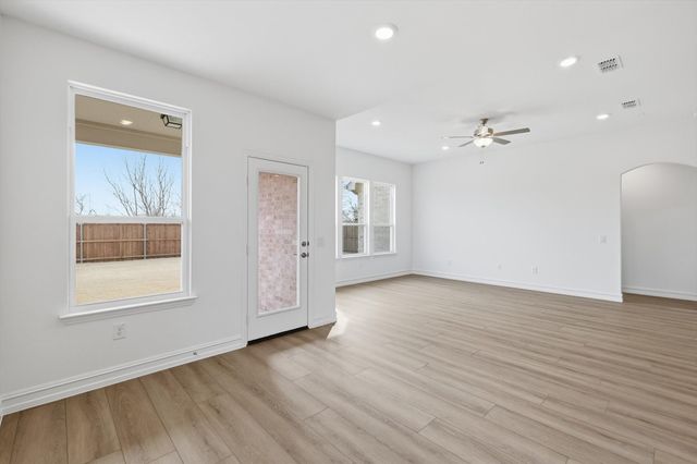 2914 Cliffside Drive, Celina, TX 75009