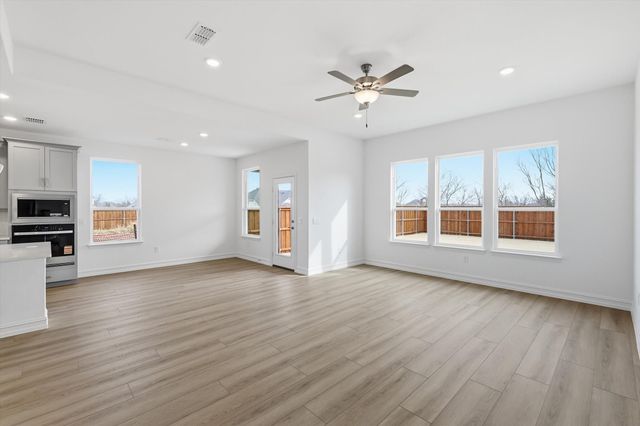 2914 Cliffside Drive, Celina, TX 75009