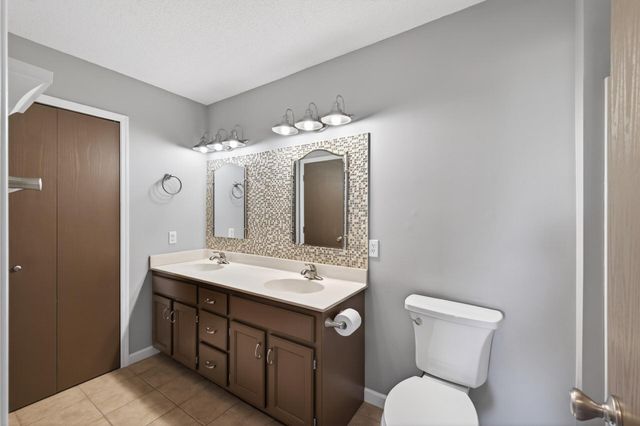 5725 Yucca Lane N, Plymouth, MN 55446