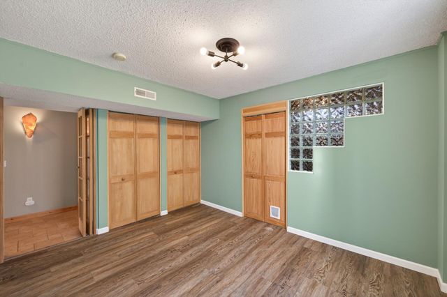 5725 Yucca Lane N, Plymouth, MN 55446