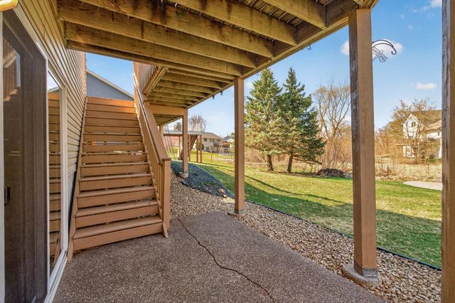 5725 Yucca Lane N, Plymouth, MN 55446