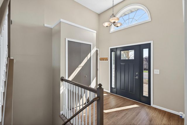 5725 Yucca Lane N, Plymouth, MN 55446