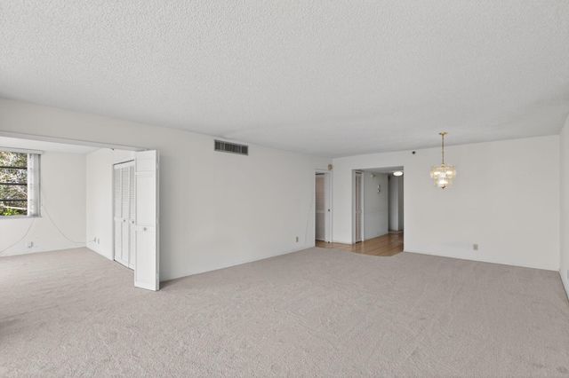 3507 Oaks Way 501, Pompano Beach, FL 33069