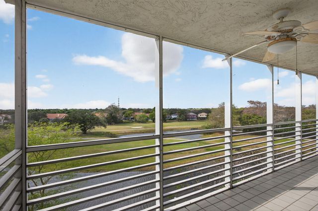 3507 Oaks Way 501, Pompano Beach, FL 33069