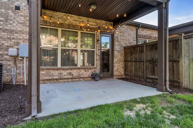 350 Coronado Pvt Cir, Hendersonville, TN 37075