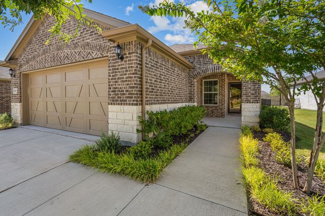 1104 Rough Hollow Drive, Mckinney, TX 75071