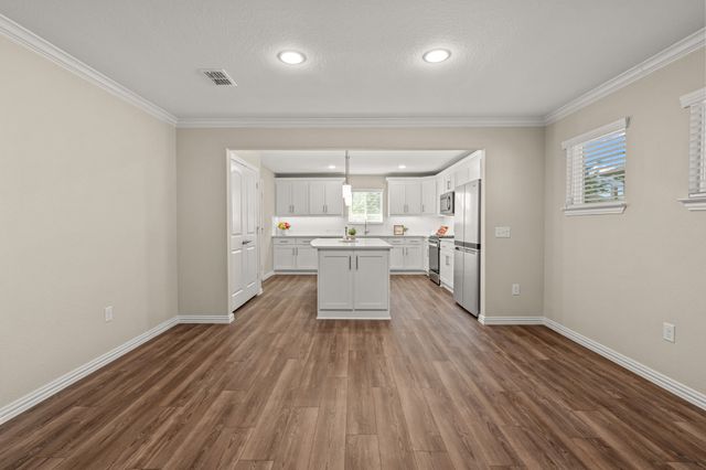 1104 Rough Hollow Drive, Mckinney, TX 75071