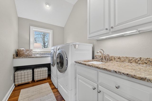 873 Tallgrass DRIVE, Grafton, WI 53024