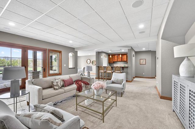 873 Tallgrass DRIVE, Grafton, WI 53024