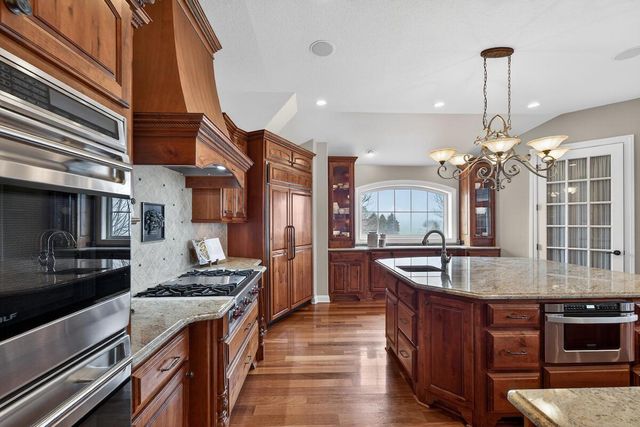 873 Tallgrass DRIVE, Grafton, WI 53024
