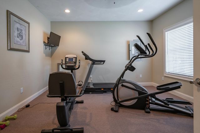 12 Torrey Pines Cir 12, Plaistow, NH 03865