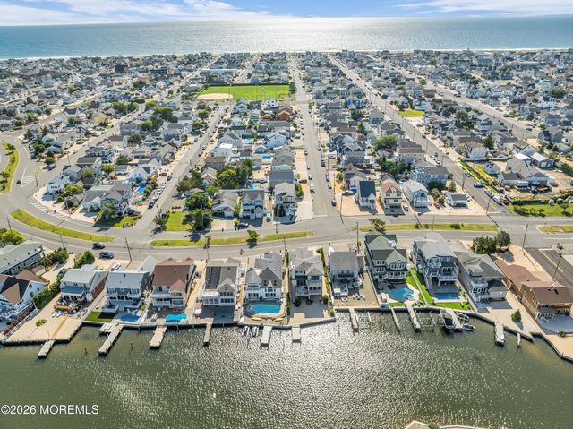 2106 Bay Boulevard, Lavallette, NJ 08735
