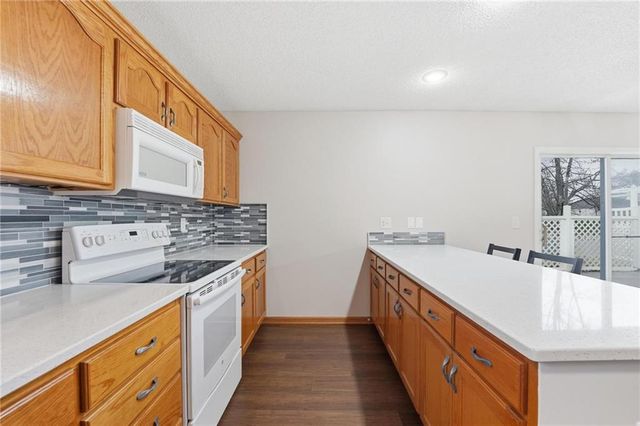 814 Coventry Lane, Raymore, MO 64083