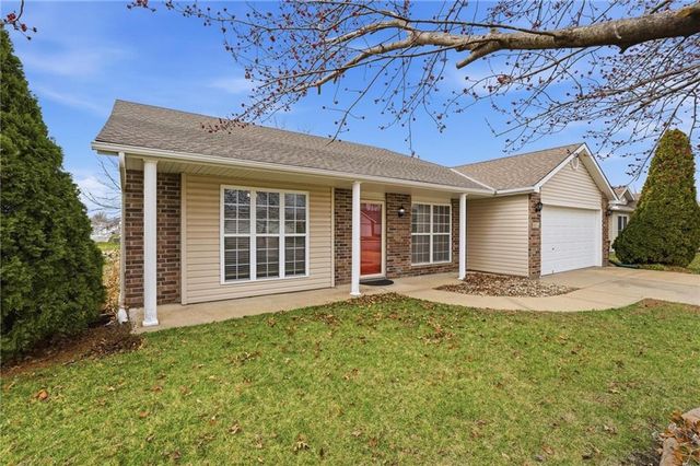 814 Coventry Lane, Raymore, MO 64083