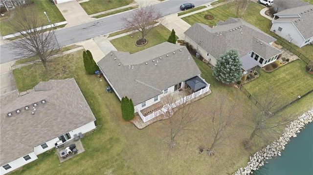 814 Coventry Lane, Raymore, MO 64083