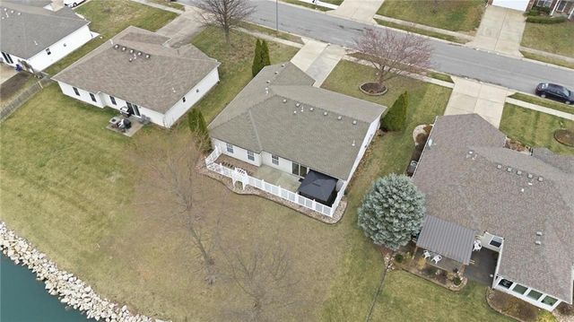 814 Coventry Lane, Raymore, MO 64083