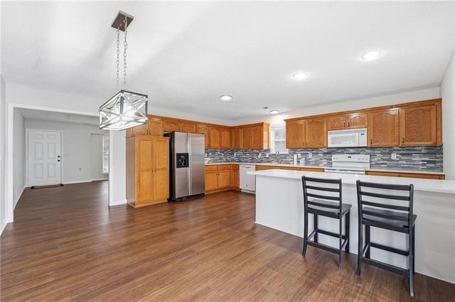 814 Coventry Lane, Raymore, MO 64083