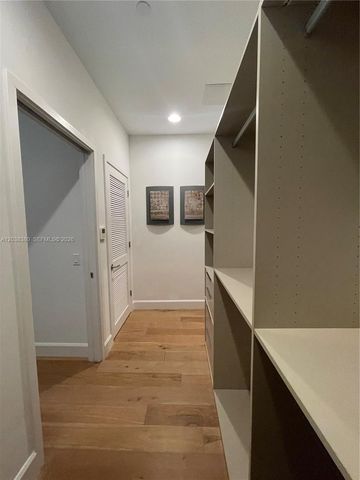 601 NE 27th St 201, Miami, FL 33137