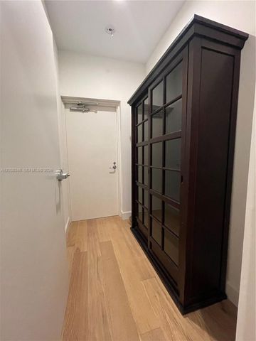 601 NE 27th St 201, Miami, FL 33137