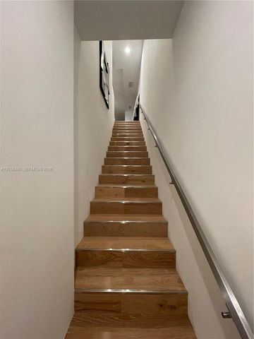 601 NE 27th St 201, Miami, FL 33137