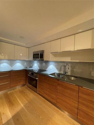 601 NE 27th St 201, Miami, FL 33137