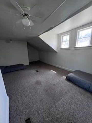 600 Benson Rd, Benton Harbor, MI 49022