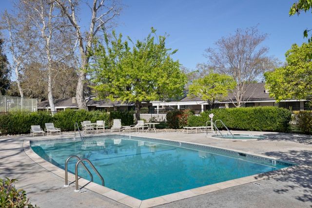 1131 Holly Oak Circle, San Jose, CA 95120