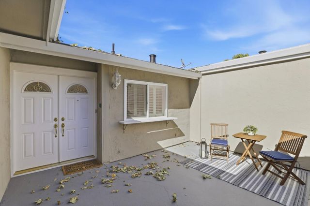 1131 Holly Oak Circle, San Jose, CA 95120