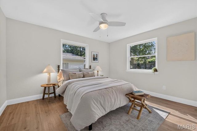 324 E Clinton Place, Kirkwood, MO 63122