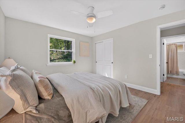 324 E Clinton Place, Kirkwood, MO 63122