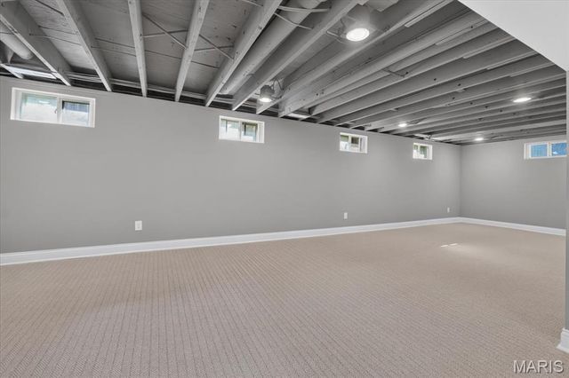 324 E Clinton Place, Kirkwood, MO 63122