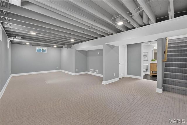 324 E Clinton Place, Kirkwood, MO 63122