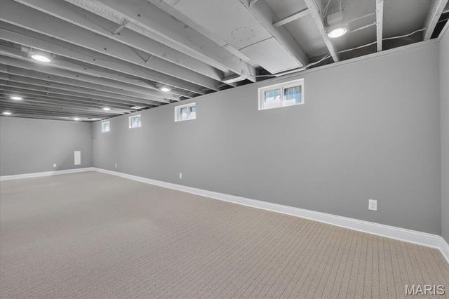 324 E Clinton Place, Kirkwood, MO 63122