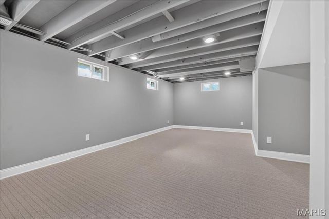 324 E Clinton Place, Kirkwood, MO 63122