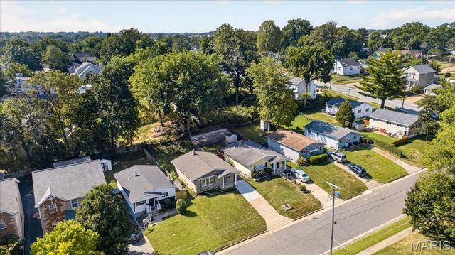 324 E Clinton Place, Kirkwood, MO 63122