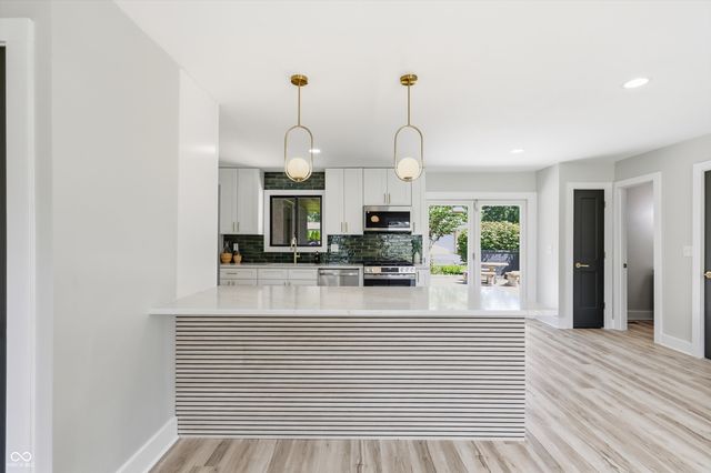 3040 Rolling Springs Drive, Carmel, IN 46033