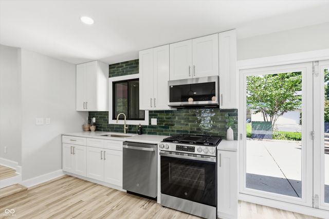 3040 Rolling Springs Drive, Carmel, IN 46033