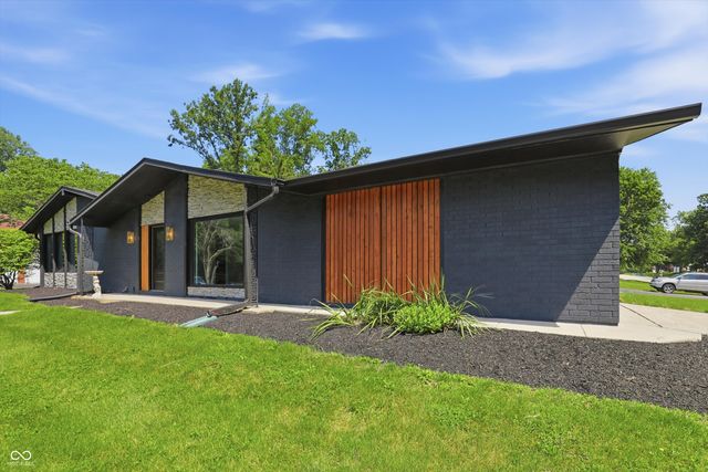 3040 Rolling Springs Drive, Carmel, IN 46033