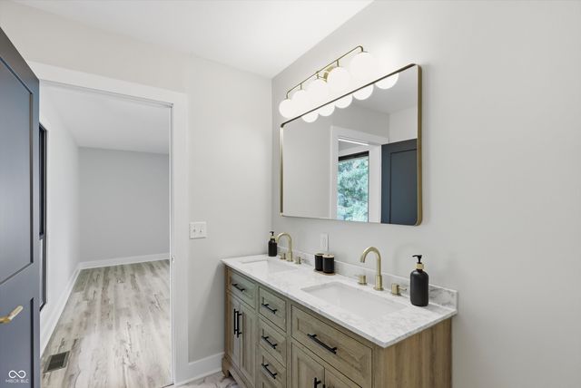 3040 Rolling Springs Drive, Carmel, IN 46033