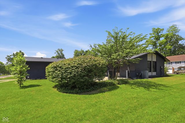 3040 Rolling Springs Drive, Carmel, IN 46033