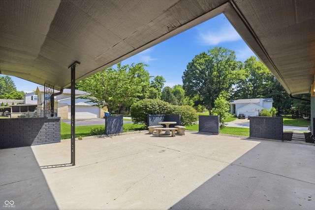 3040 Rolling Springs Drive, Carmel, IN 46033